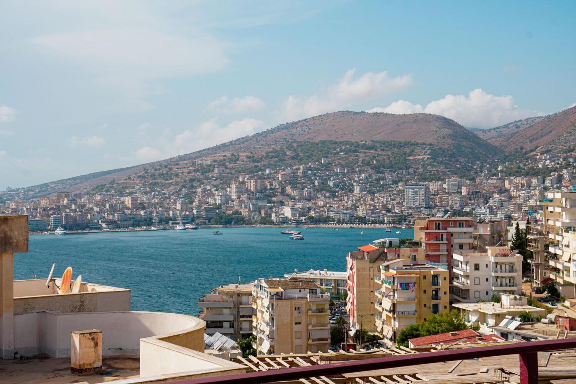 Jon'S Penthouse Lejlighed Sarandë Eksteriør billede
